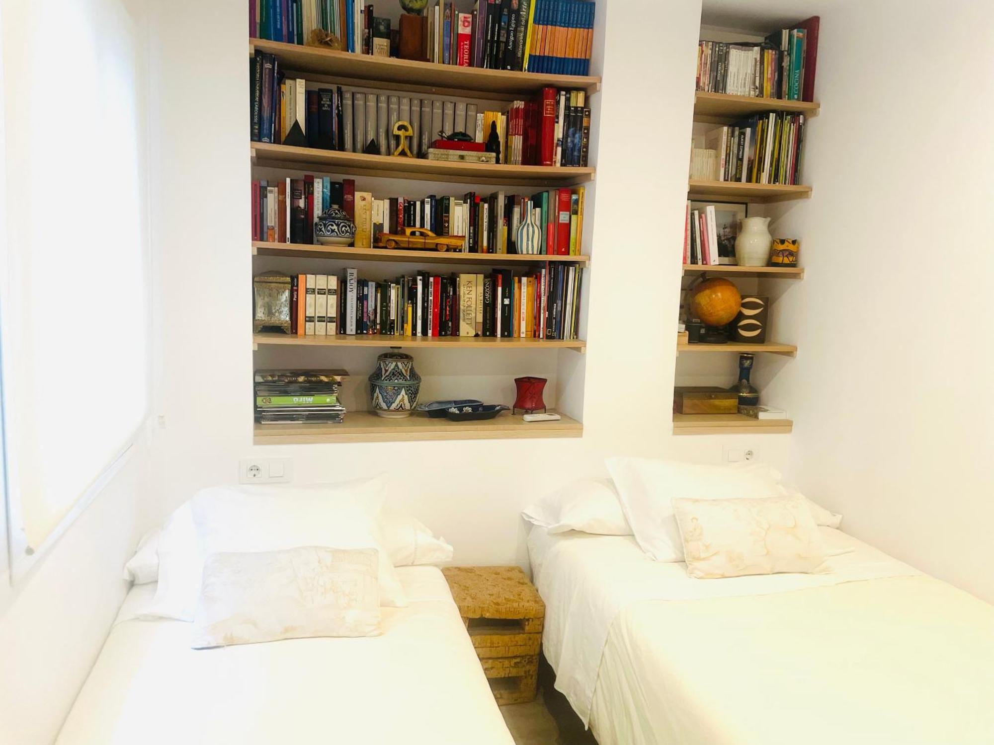 Puerta Carmona Apartament