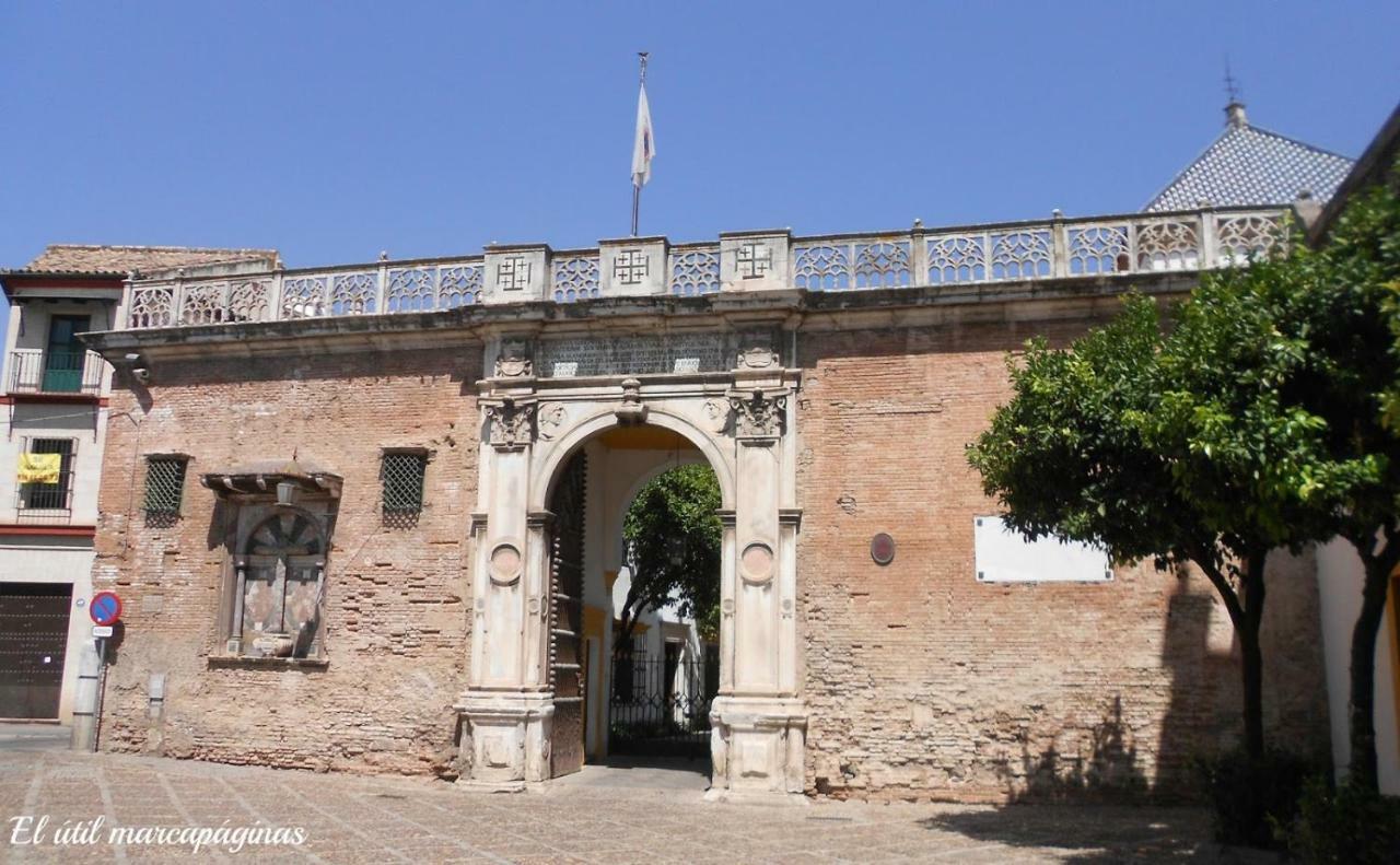 Puerta Carmona Sewilla