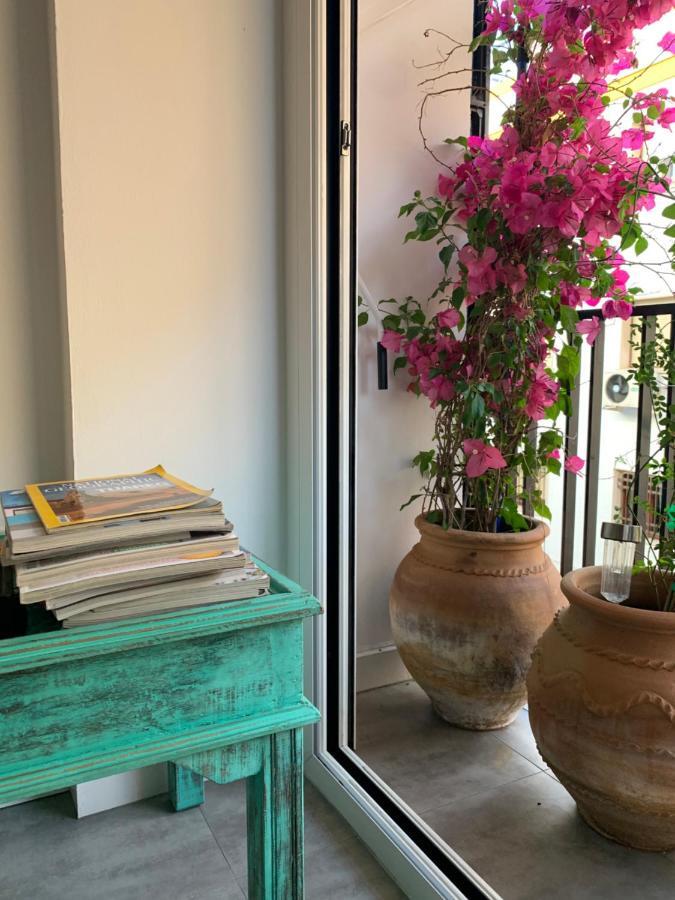 Puerta Carmona Apartament